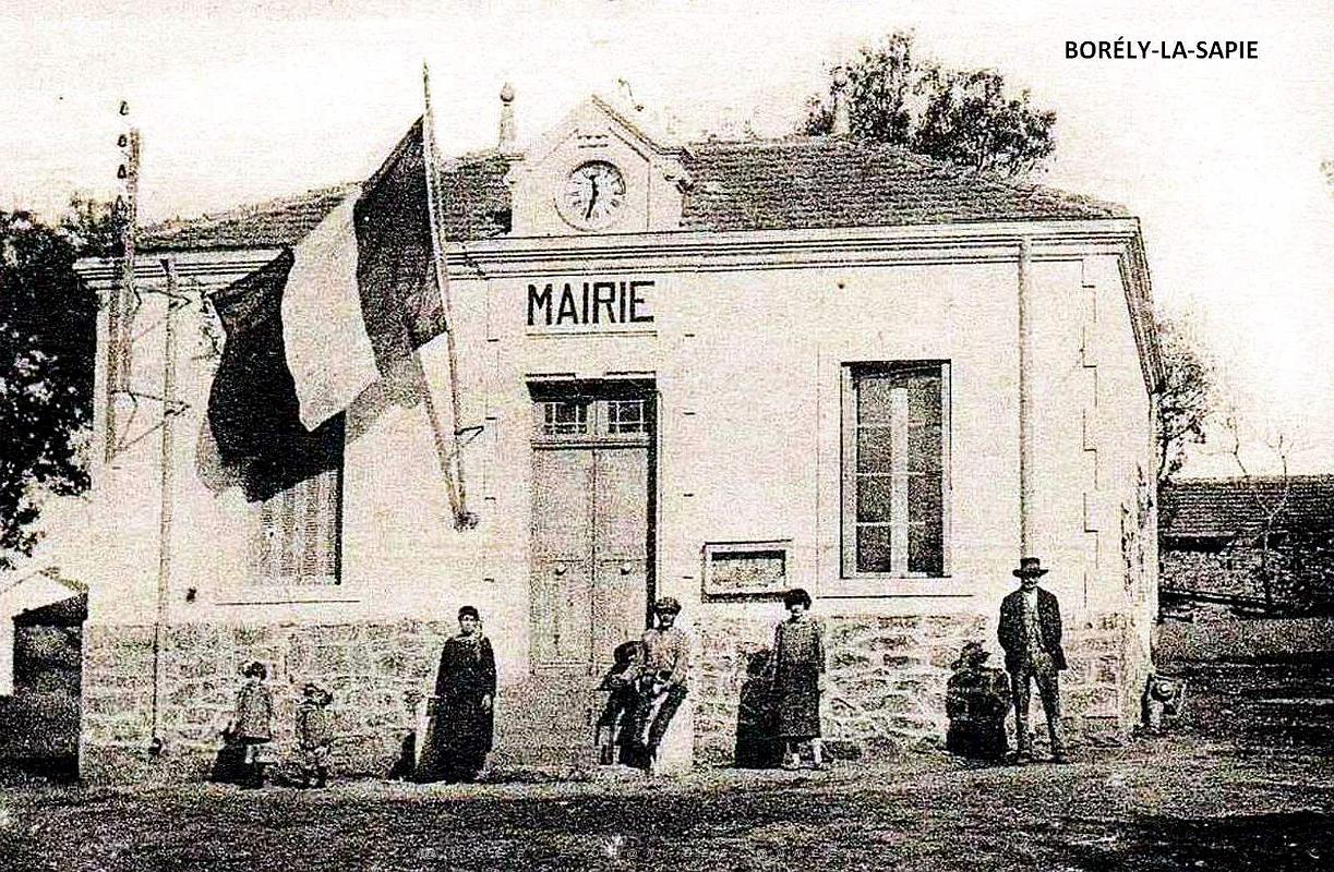 Borely-la-Sapie - Premiere Mairie.jpg